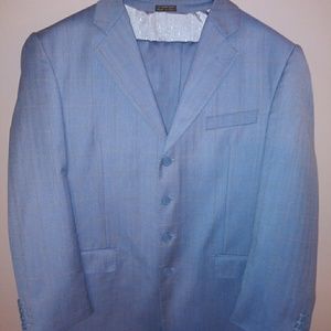 2 piece Vicci Uomo Italian Design Suit
